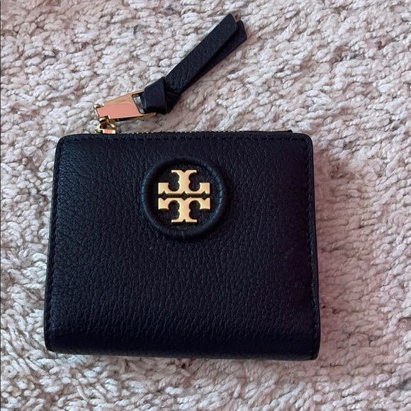 Tory Burch Handbags - BLACK TORY BURCH MINI WALLET